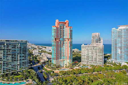 300 S Pointe Dr #1404 Miami Beach, FL 33139