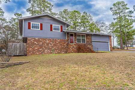 3625 Lakeshore Dr Hope Mills, NC 28348