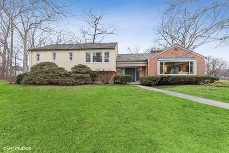 1230 Oak Knoll Dr Lake Forest, IL 60045