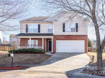 7510 Evangelion Ct Charlotte, NC 28216