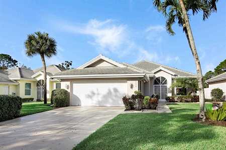 7522 SE Bay Cedar Circle Hobe Sound, FL 33455