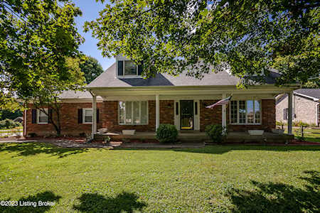 4810 Running Fox Dr Shepherdsville, KY 40165
