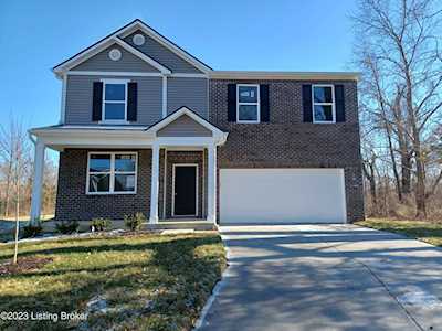 11900 Wooden Trace Dr Louisville, KY 40229