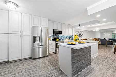 23247 Barwood Ln #104 Boca Raton, FL 33428