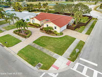 410 Franklyn Avenue Indialantic, FL 32903