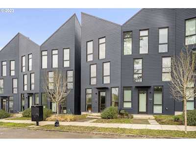 7152 N Vancouver AVE Portland, OR 97217