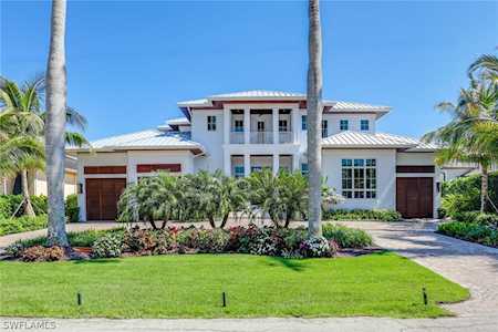 450 S 14th Ave Naples, FL 34102