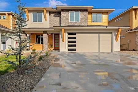 5134 N Cengotita Avenue Boise, ID 83703