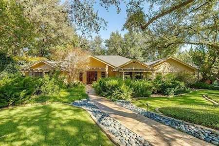 4405 Capra Way Benbrook, TX 76126