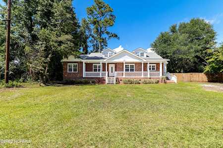 125 Chadwick Avenue Wilmington, NC 28401