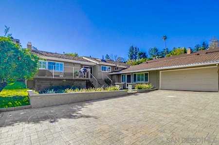 8746 Glenira Ave La Mesa, CA 91941