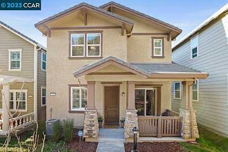 24 Jack Tree Knl Orinda, CA 94563-2549