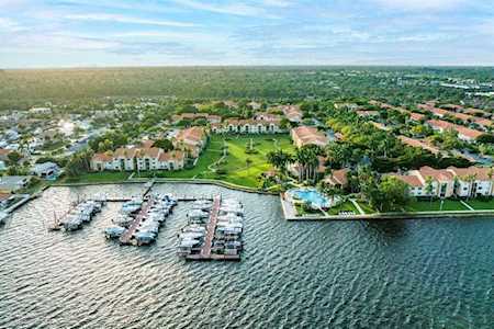 157 Yacht Club Way #307 Hypoluxo, FL 33462