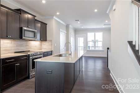2009 Federation Ct Charlotte, NC 28205