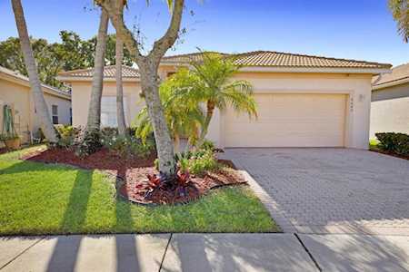 8640 Pine Cay West Palm Beach, FL 33411