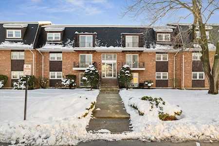 15 Pilgrim Cir #B Methuen, MA 01844