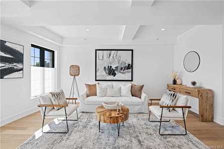 100 Pondfield Road #2C Bronxville, NY 10708