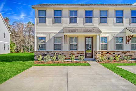 5100 Park Creek Ave North Charleston, SC 29418