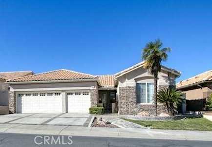 4968 Singing Hills Dr Banning, CA 92220
