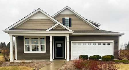 1195 Heritage Ct Pingree Grove, IL 60140