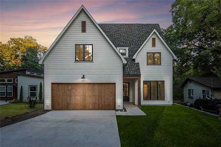 8810 Groveland Drive Dallas, TX 75218