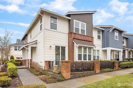 1392 NE Hickory Ln Issaquah, WA 98029