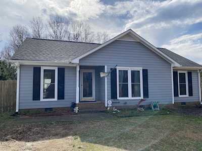 6 Richmond Drive Clayton, NC 27527