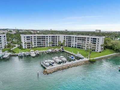 1748 Jupiter Cove Drive #221 Jupiter, FL 33469