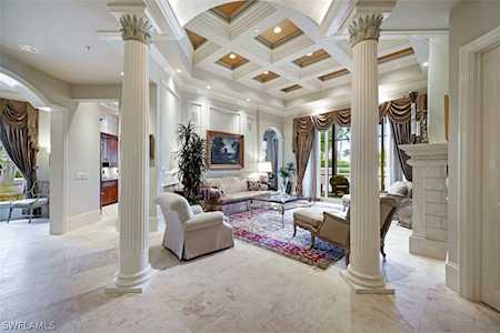 1060 Borghese Ln #101 Naples, FL 34114