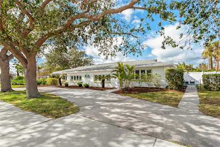 804 Harbor Dr S Venice, FL 34285