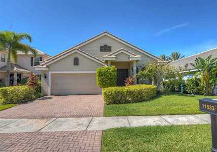 11533 SW Glengarry Court Port Saint Lucie, FL 34987