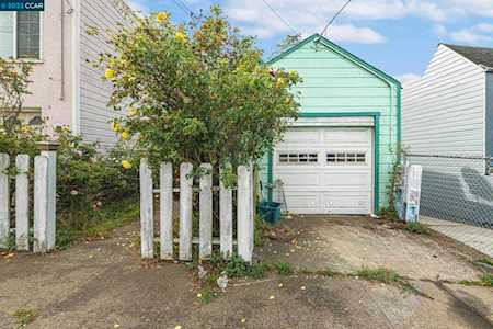 73 Tioga Ave San Francisco, CA 94134