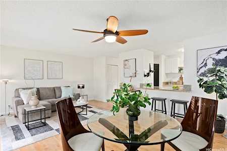 98-1081 Komo Mai Drive #A Aiea, HI 96701