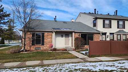 41374 Southwind Dr Canton Twp, MI 48188