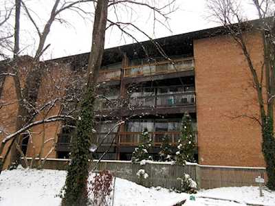 5500 Hillcrest Ln #129-2A Lisle, IL 60532