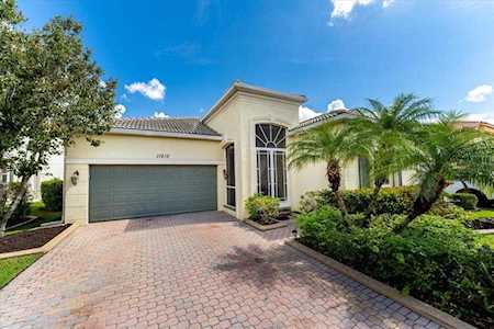 11210 SW Kingslake Circle Port Saint Lucie, FL 34987