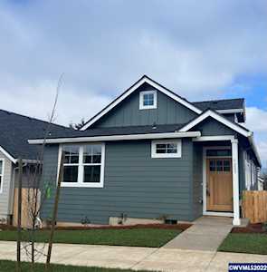 5209 SW Hudson Av Corvallis, OR 97333-2085