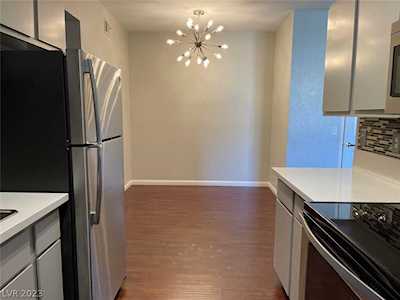 231 Horizon Ridge Parkway #811 Henderson, NV 89012