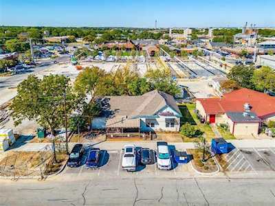 136 W Bufford Street Burleson, TX 76028