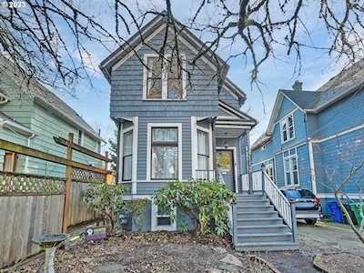 2116 SE Salmon ST Portland, OR 97214