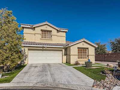 4504 Silverwind Rd North Las Vegas, NV 89031