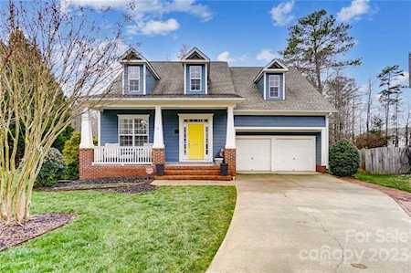 7021 Holly Grove Ct Matthews, NC 28104