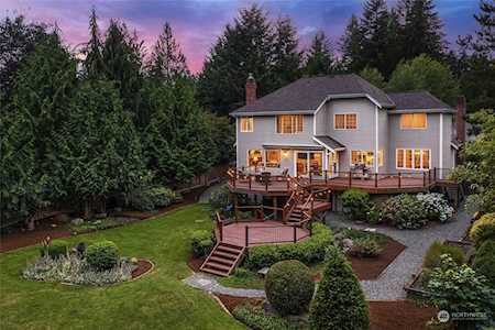 1004 258th Ave NE Sammamish, WA 98074