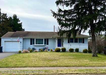 477 River Terrace Toms River, NJ 08755