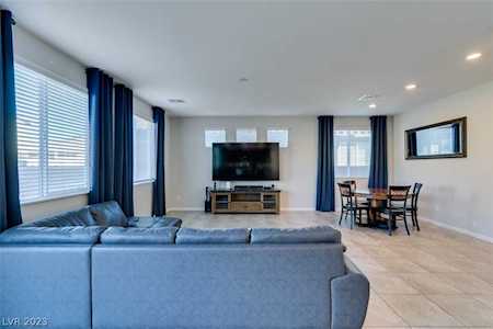 4336 Creekside Cavern Ave North Las Vegas, NV 89084