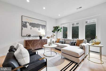 2216 40th Place NW #2 Washington, DC 20007