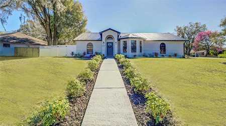 3767 E Lake Dr Land O Lakes, FL 34639