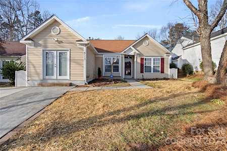 9113 Shenington Place Charlotte, NC 28216
