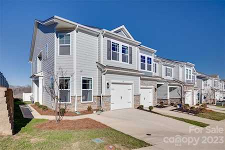 311 Bulrush Rd Lake Wylie, SC 29710