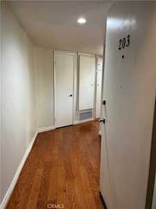 955 E 3rd St #203 Long Beach, CA 90802